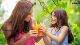 Shutterstock 1439273837 Web H2juice Nr