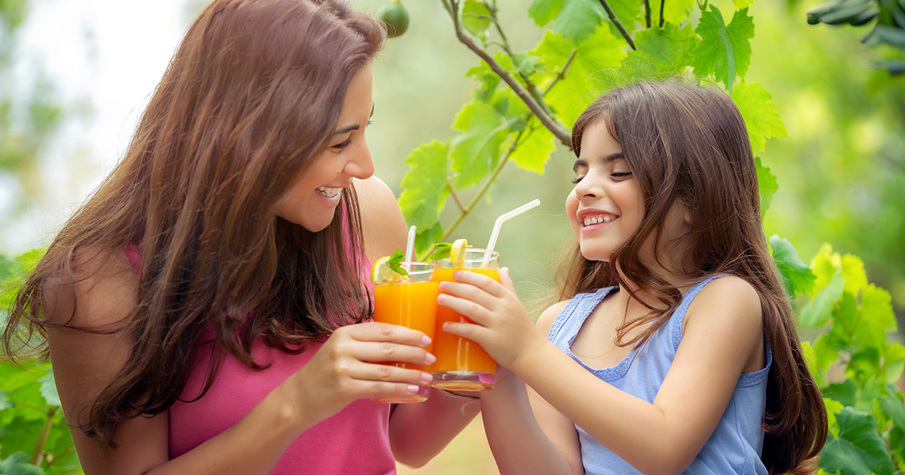 Shutterstock 1439273837 Web H2juice Nr