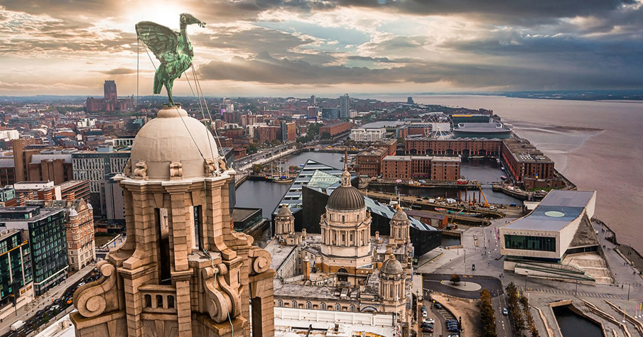 Shutterstock 2079532492 Liverpool skyline