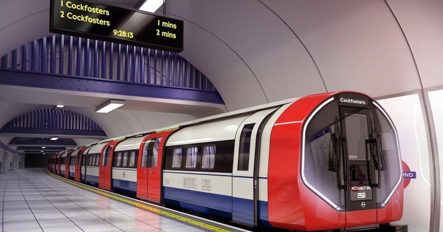 Piccadilly Line Train From Bbc